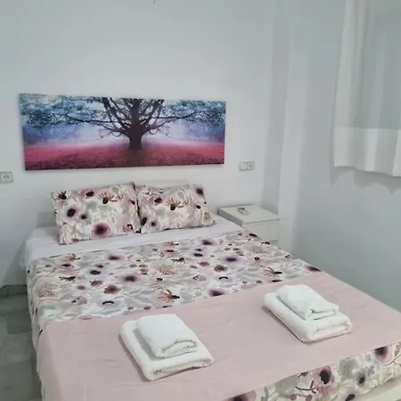 Atico Deluxe Remedios Apartamento Sevilla