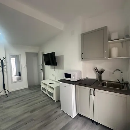 Calle Harinas 23 Apartamento *