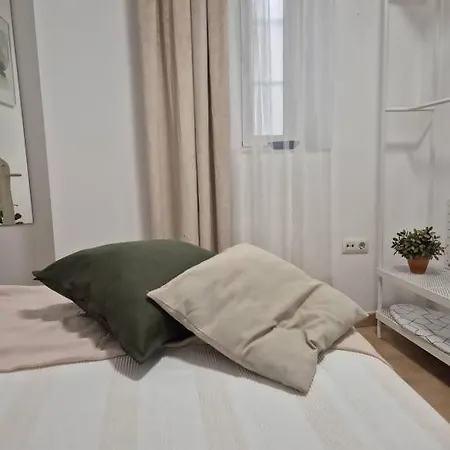 Hostfy Centro San Apartment *