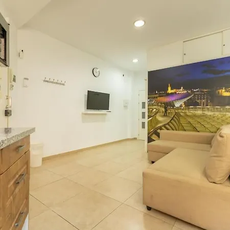 Apartment Plaza Nueva By Valcambre Seville
