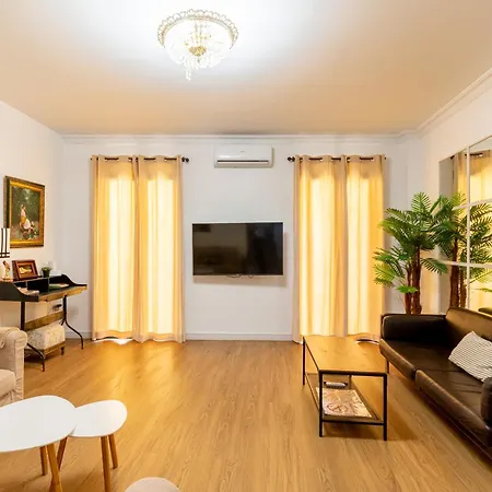 House Sevillana Parking Appartamento Siviglia