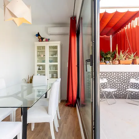 House Sevillana Parking