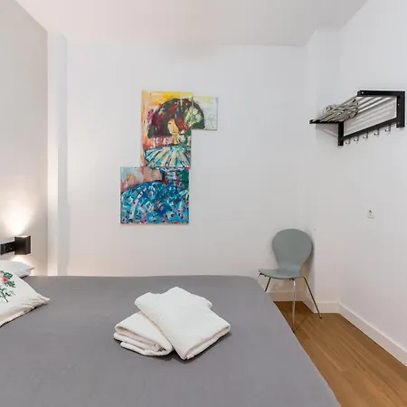 House Sevillana Parking Sevilla