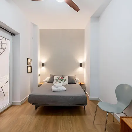 House Sevillana Parking Sevilla