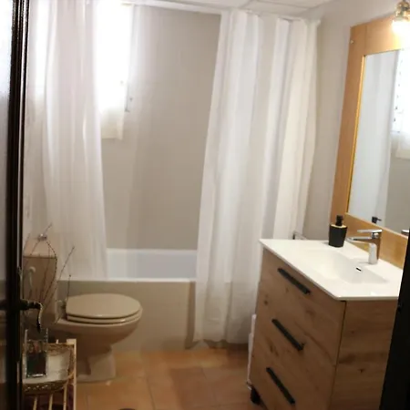 Amplio Plaza Nueva Apartment *