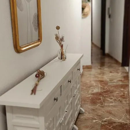 Amplio Plaza Nueva Apartment Seville