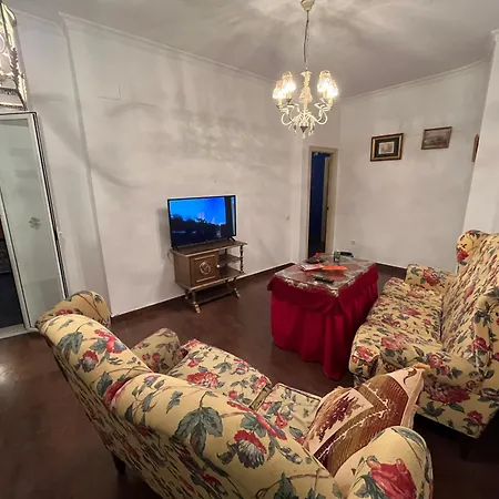En Pleno Centro De Marchena 3 3 Baños Privados *