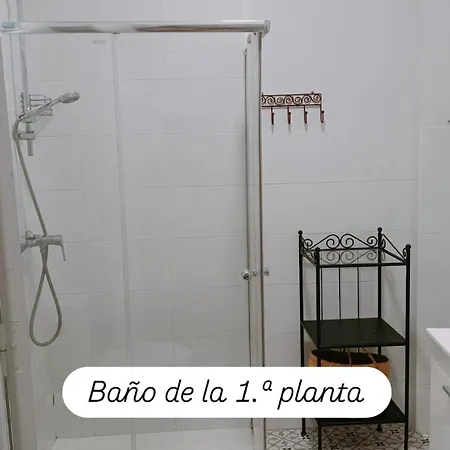 En La Plaza Dona Elvira, 7 Seville