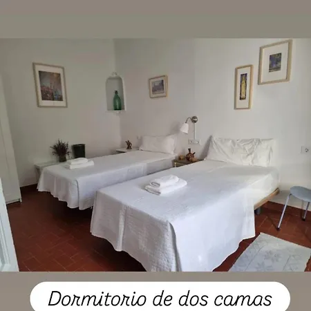 Apartment En La Plaza Dona Elvira, 7