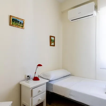 Familiar Maria Auxiliadora Apartment *
