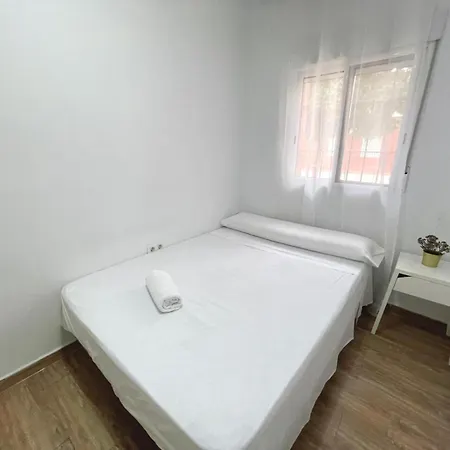 Triana Roomable Apartment