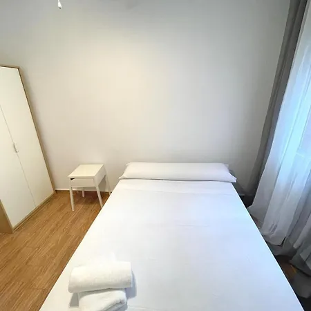 Triana Roomable Seville