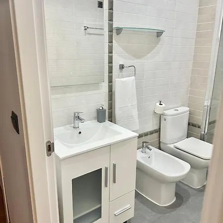 10 Minutos Centro Sevilla, Moderno Y Con Parking Gratis Apartment Seville