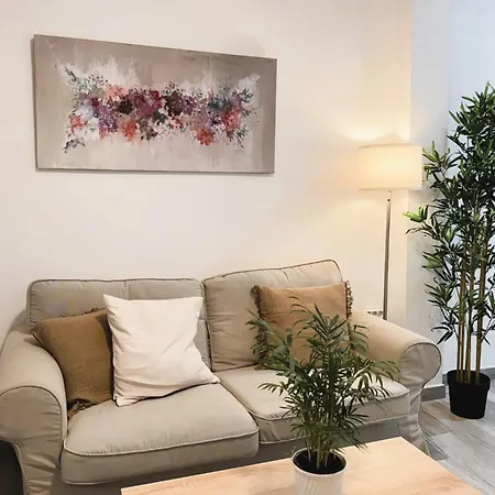 Apartment Cosy Close To Center