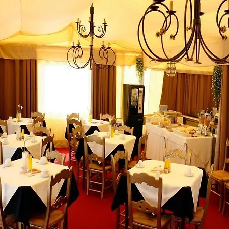 Hotel Palace