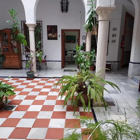 Patio Sevillano Flores Apartment Seville