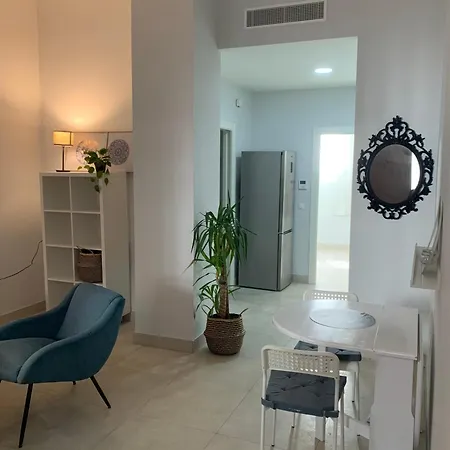 Triana Moderno Apartment Seville