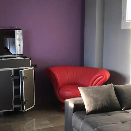 Precioso Y Moderno Atico Duplex De 2 En 2 O 3 Personas Con Jacuzzi * Seville
