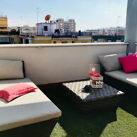 Precioso Y Moderno Atico Duplex De 2 En 2 O 3 Personas Con Jacuzzi Apartment