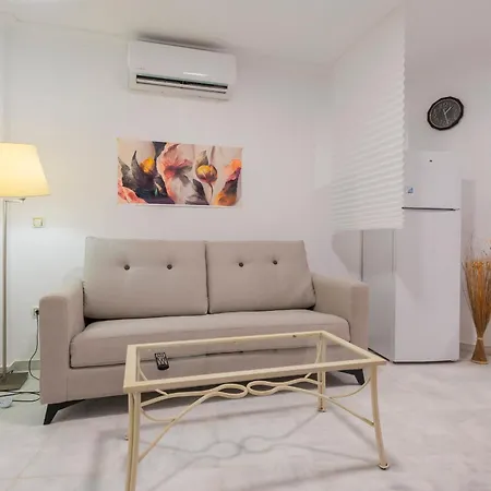 Santa Catalina Moderno Apartment