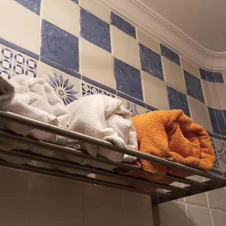 En Pleno Centro De 3 3 Banos Privados *