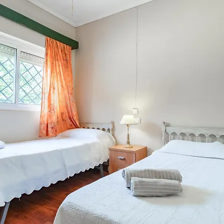 Gorgeous In With Kitchen * Seville