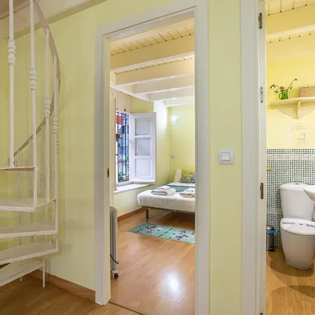Apartment Duplex En Antigua Casa Palacio - Calle San Isidoro *