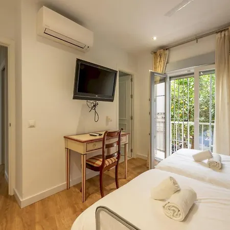 Wide With Beautiful Kitchen 2bd 3bth -arenal