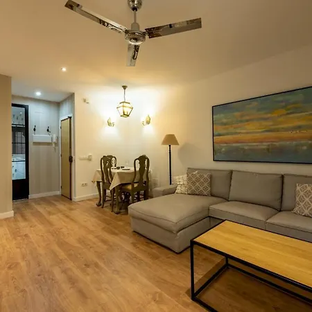 Wide With Beautiful Kitchen 2bd 3bth -arenal *