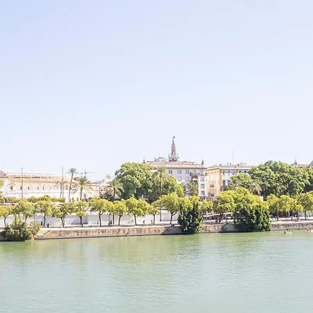 Apartamento 3 Bedroom With Stunning Guadalquivir Views *