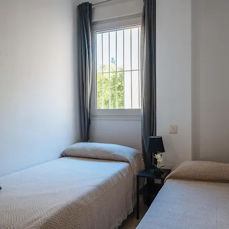 Piso Familiar Virgen Del Rocio Appartement