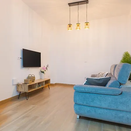 New And Modern - Plaza Nueva - Pedestrian Street Apartment Seville