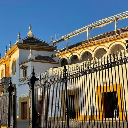 Wellhome En El Mercado Del Arenal, Plaza De Toros * Siviglia