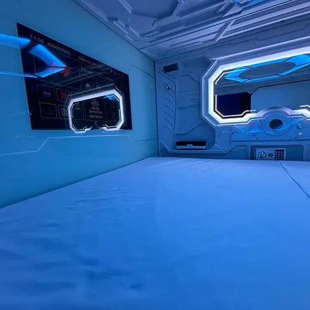 Capsule hotel Futurotel Seville