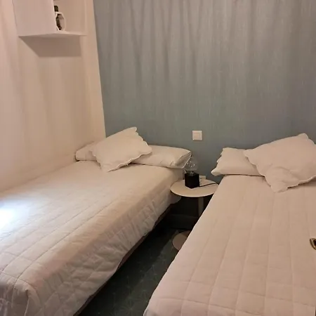 Apartamento Con Solera En El Corazón De Triana Sevilha