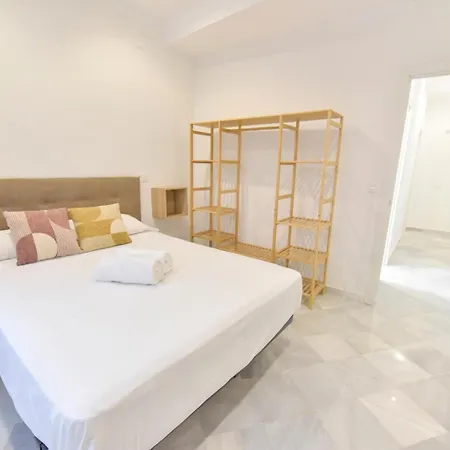 New! Modern In Neighborhood Seville