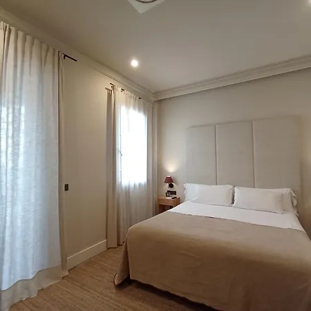 Hotel Uma Parada Del Marques