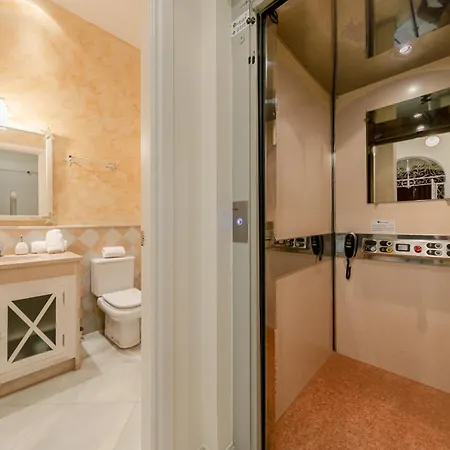 Isg Casa Levies Luxury House Downtown Holiday home Seville