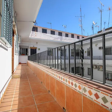 Triana 44 Familiar Luxury Apartment *