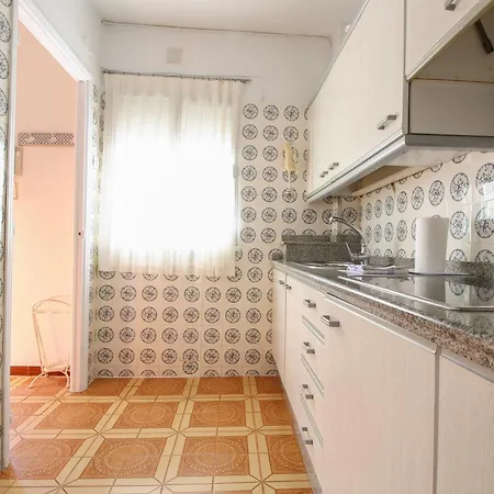 Triana 44 Familiar Luxury
