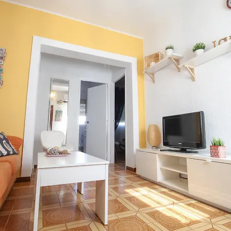 Triana 44 Familiar Luxury