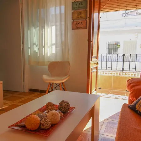 Triana 44 Familiar Luxury Apartment