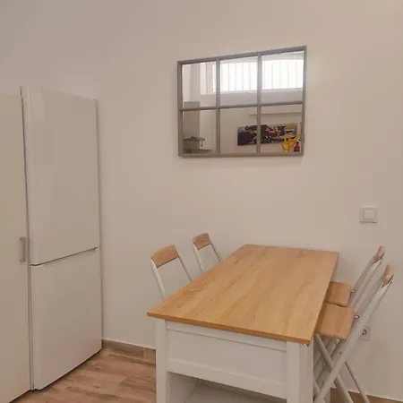Apartamento In Alameda De Hercules Sevilha