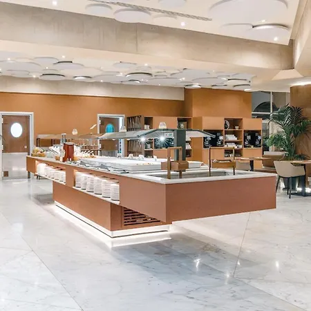 Silken Al-andalus Palace Hotel 4*
