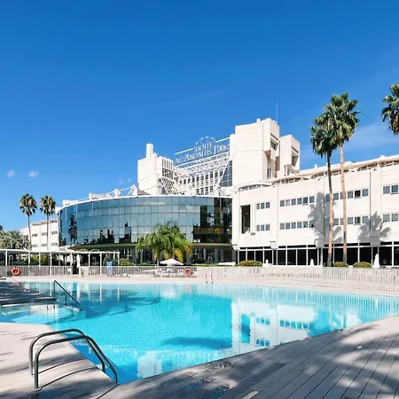 Silken Al-andalus Palace Hotel 4*