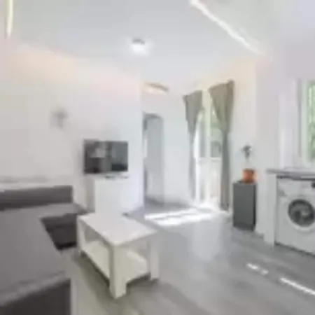 Azahar Gran Plaza, Without Deposit Holiday home *