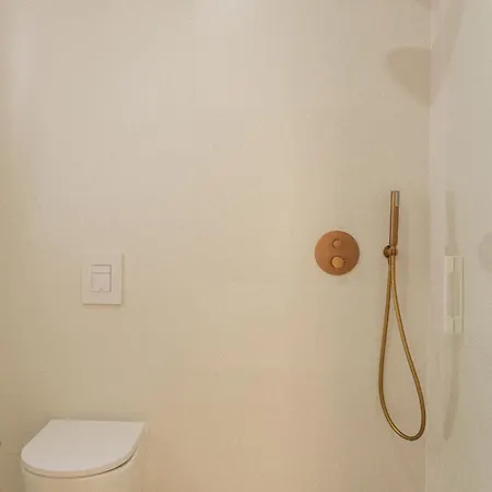 Luca Oliva Homes Riverside Apartment *