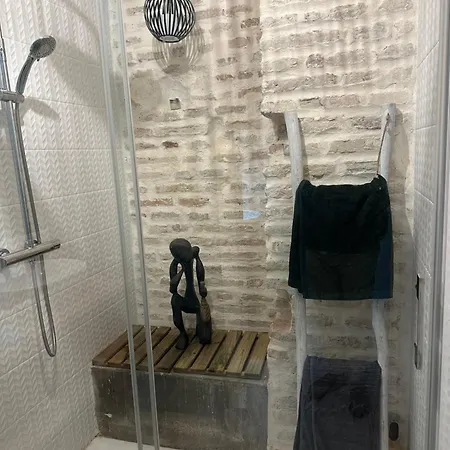 Casa Duque Compartida Familiar 1-Habitacion Con Bano Propio *