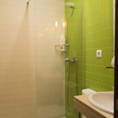 Nightinsevilla Teodosio Free Parking Apartamento *