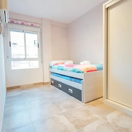 Wide And Diaphanous- 3bd 2bth- Alcazar Apartment Seville